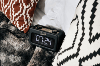 Roberts Radio Revival Rest Asztali Rádiós Ébresztőóra Digitális Kijelzővel - Fekete