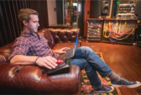 Kensington Expert Vezeték nélküli Trackball egér - Fekete/piros