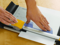 Fellowes Neutron Plus A4 görgős vágógép